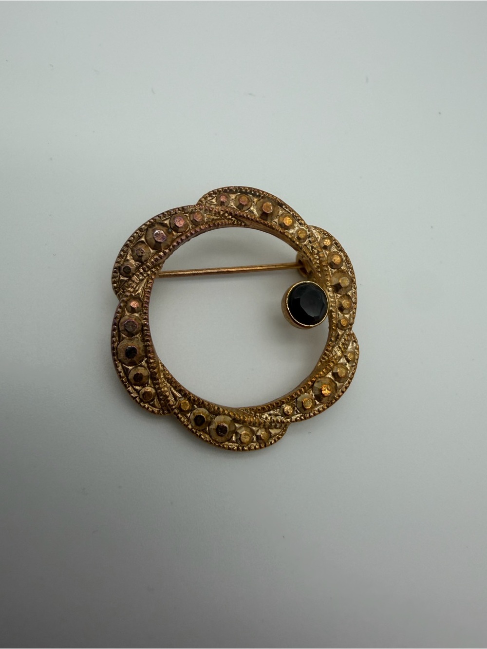 Vintage Gold-Tone Round Decorative Brooch